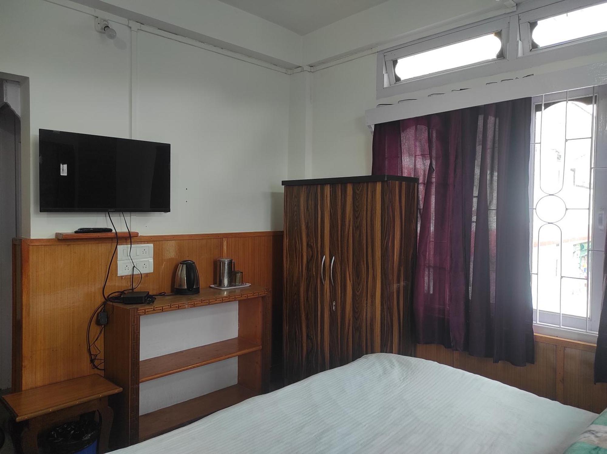 Hotel Tawang Regency Εξωτερικό φωτογραφία