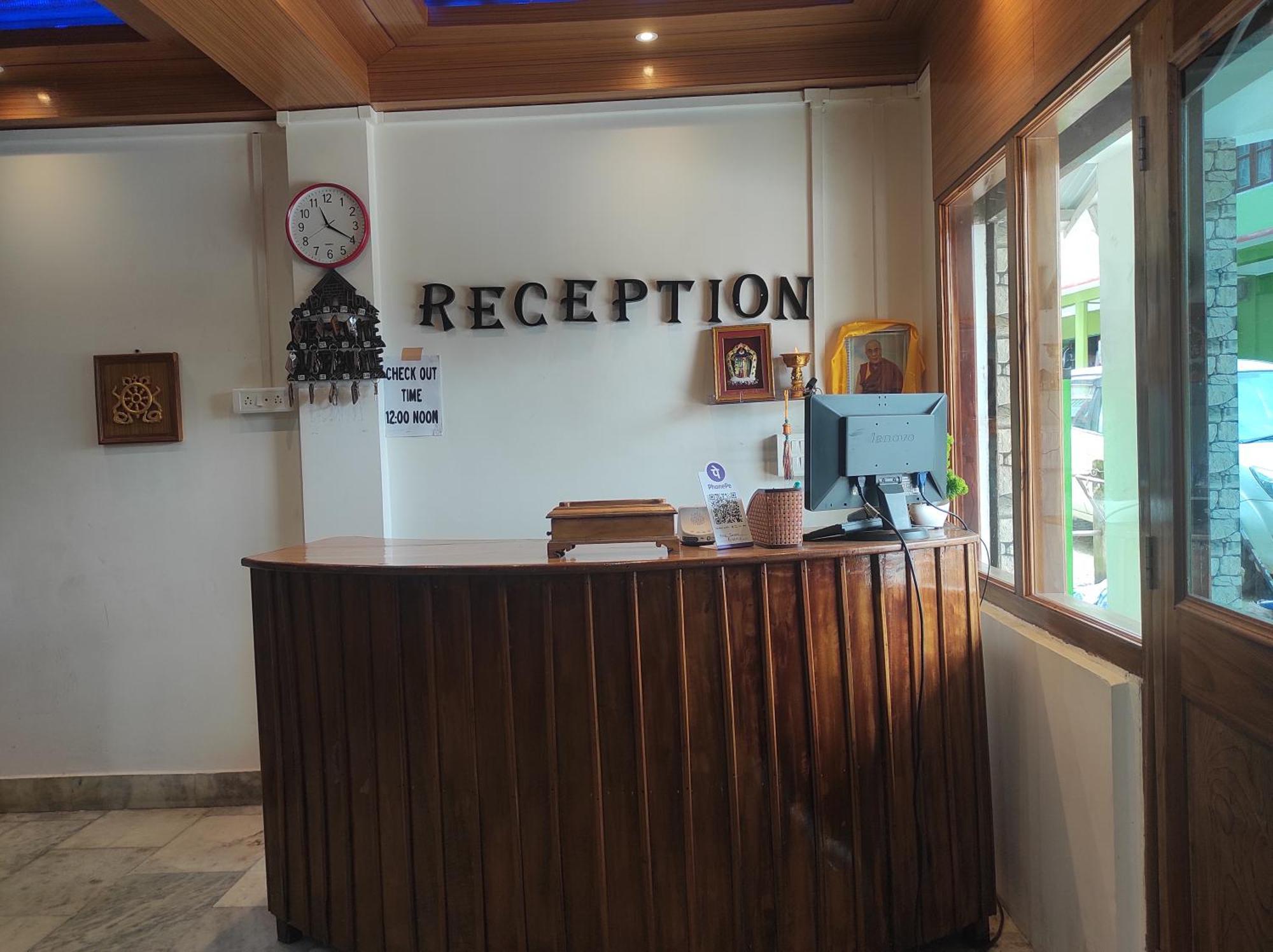 Hotel Tawang Regency Εξωτερικό φωτογραφία
